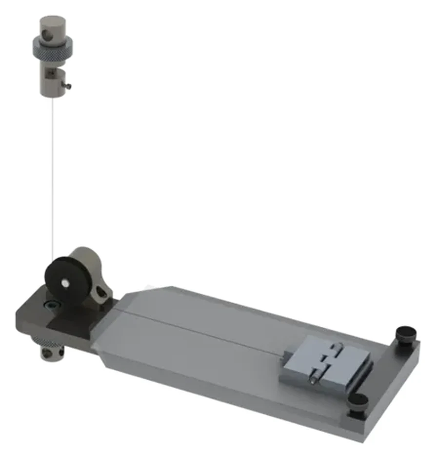 Dispositivo Biopdi para determinação do coeficiente de atrito conforme ASTM D1894, com a mesa horizontal, o trenó e a polia que o liga à máquina universal